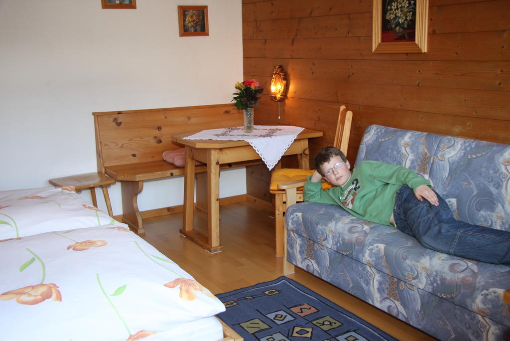 Ferienwohnung Haus Rosenegg Brixen im Thale Zimmer foto